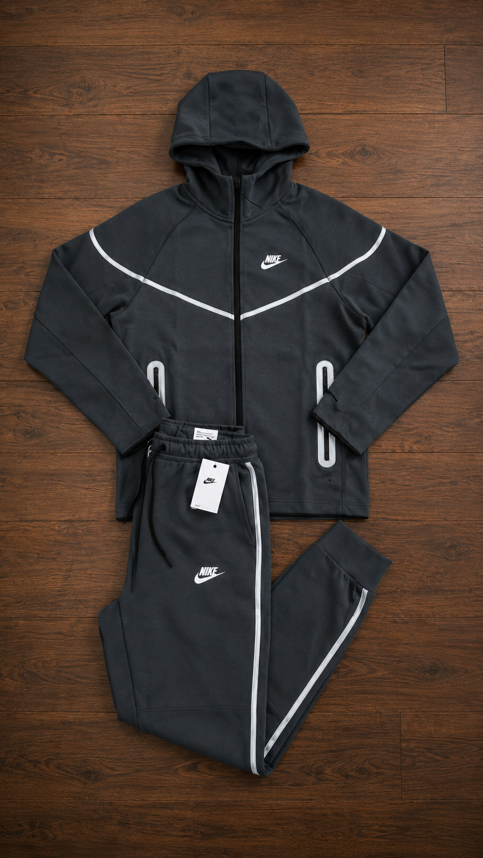 REFLECTIVE NIKE TECH FLEECE - GREEN