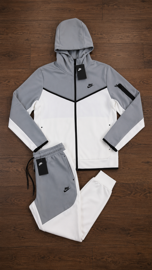 NIKE TECH FLEECE - GREY/WHITE
