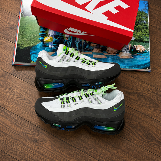 NIKE AIRMAX 95 - WHITE/CHARCOAL GREY/NEON GREEN/BLUE