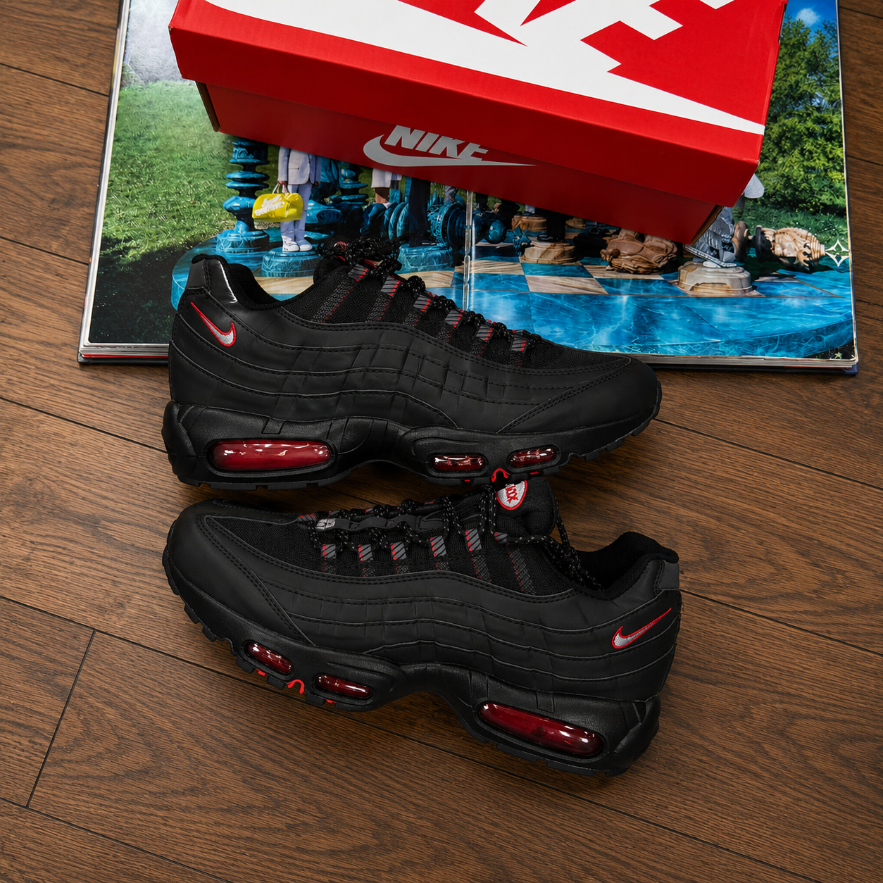 NIKE AIRMAX 95 - BLACK/ RED